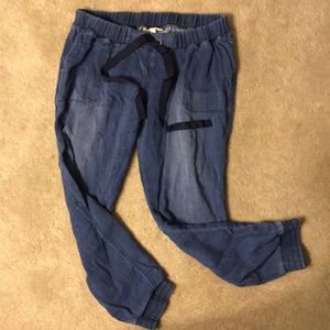 Jessica Simpson Maternity joggers